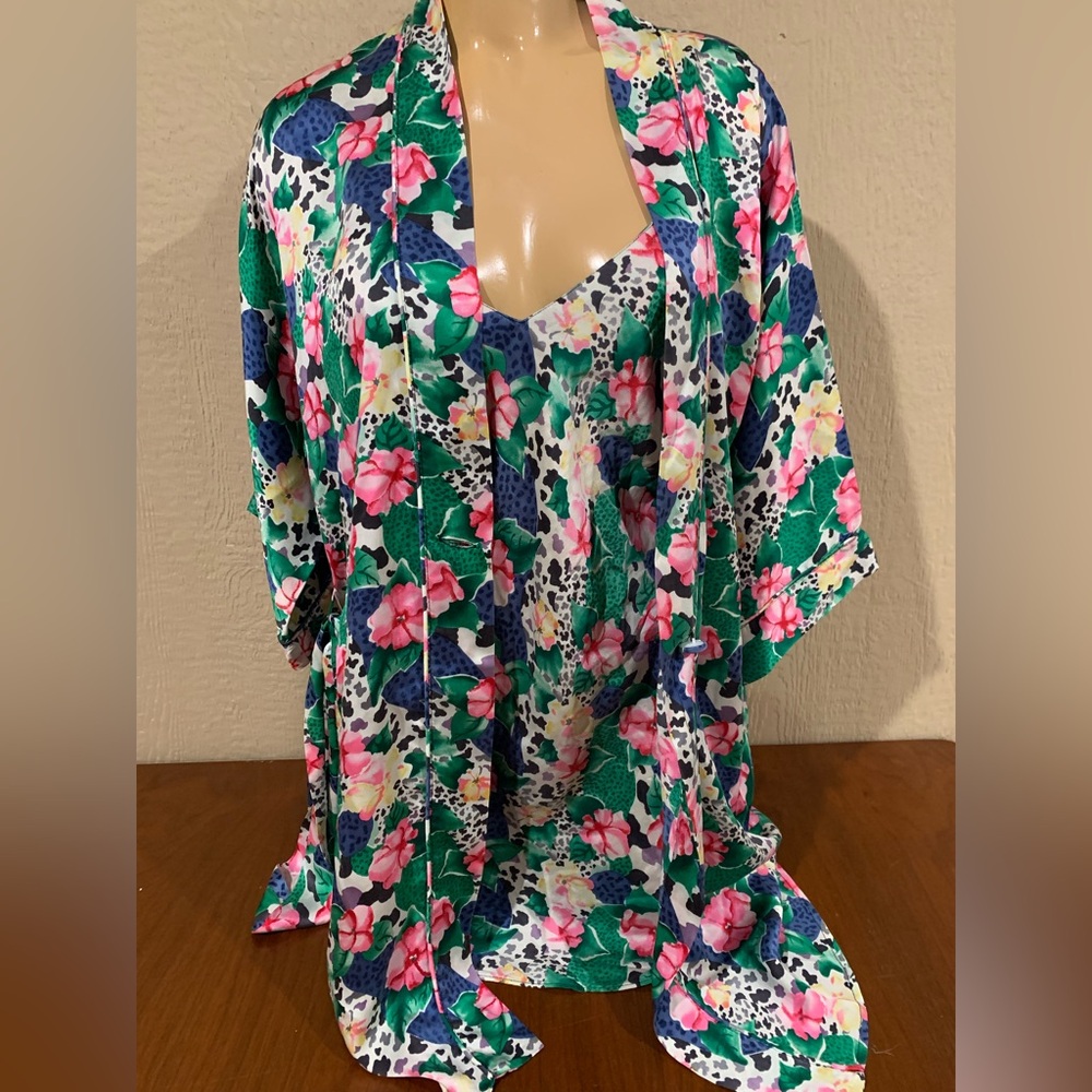 SEXY  3-piece vintage Victoria’s Secret gold label THREE-PIECE